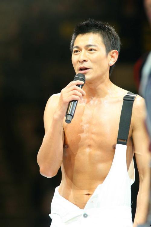 娱乐吃瓜刘德华,娱乐圈的常青树,吃瓜群众的永恒话题